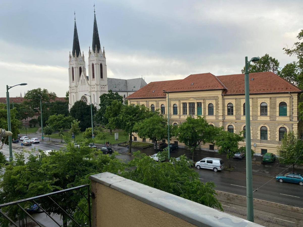 Daylight City Center Сегед Экстерьер фото